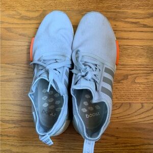 adidas Men’s Light Gray Sneakers with Orange Accents